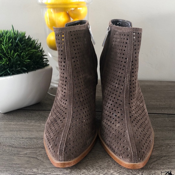 1.State Booties, Firm Price! - Picture 2 of 7